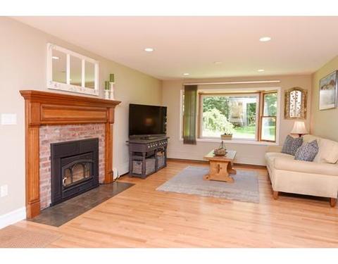 17 Bromfield Rd, Acton, MA 01720 photo 11