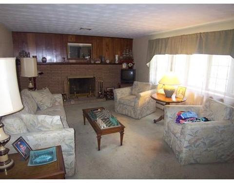 24 Daniel Rd, Braintree, MA 02184 photo 5