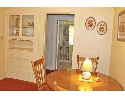 96 Switzer Ave, Springfield, MA 01109 photo 7