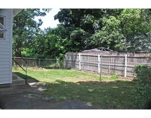 96 Switzer Ave, Springfield, MA 01109 photo 23