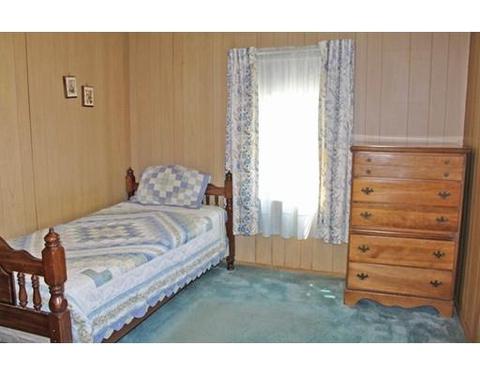 96 Switzer Ave, Springfield, MA 01109 photo 16