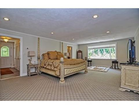 560 Edgell Rd, Framingham, MA 01701 photo 12