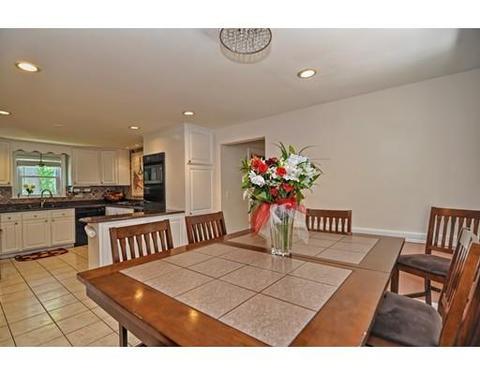 560 Edgell Rd, Framingham, MA 01701 photo 6