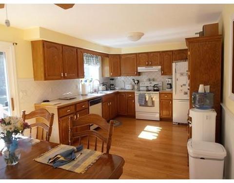 90 Plain St W, Berkley, MA 02779 photo 6
