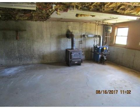 16 Longview Ave, Webster, MA 01570 photo 11