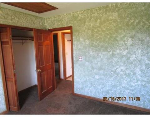 16 Longview Ave, Webster, MA 01570 photo 8