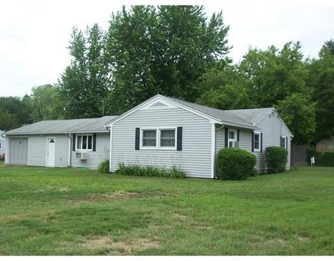 6 Harbour Rd, Springfield, MA 01118 photo 2