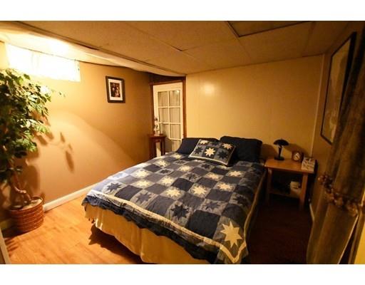 16 Gary St, Warwick, RI 02888 photo 12