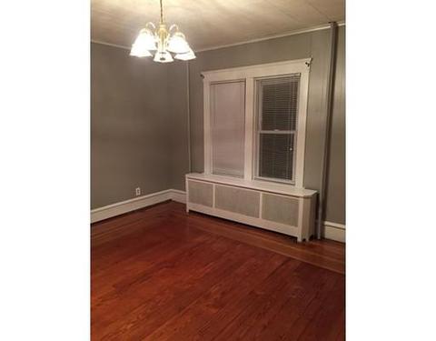564 Whipple St, Fall River, MA 02724 photo 4