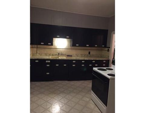 564 Whipple St, Fall River, MA 02724 photo 2