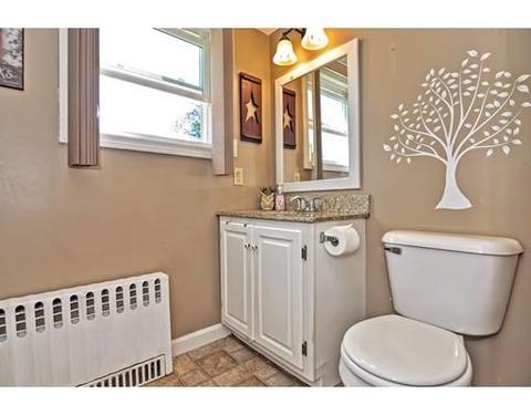 63 Norman St, Fall River, MA 02721 photo 16
