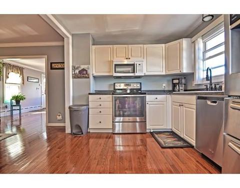 63 Norman St, Fall River, MA 02721 photo 8