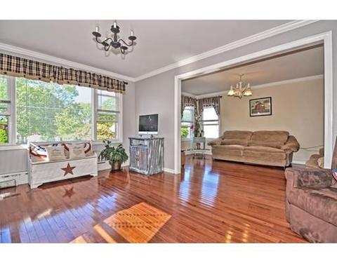 63 Norman St, Fall River, MA 02721 photo 3