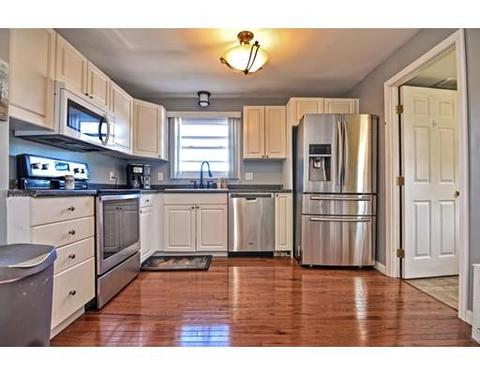 63 Norman St, Fall River, MA 02721 photo 2