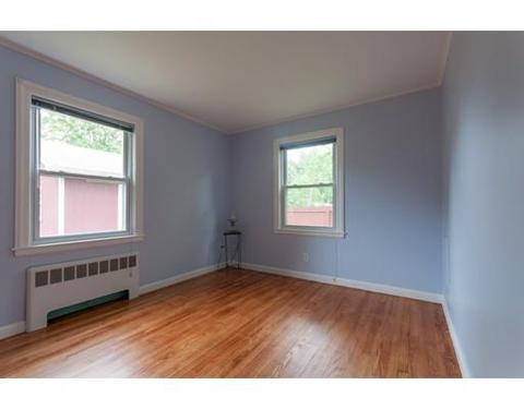 5 Spring St, Easthampton, MA 01027 photo 10