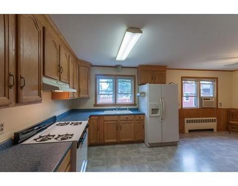 5 Spring St, Easthampton, MA 01027 photo 6