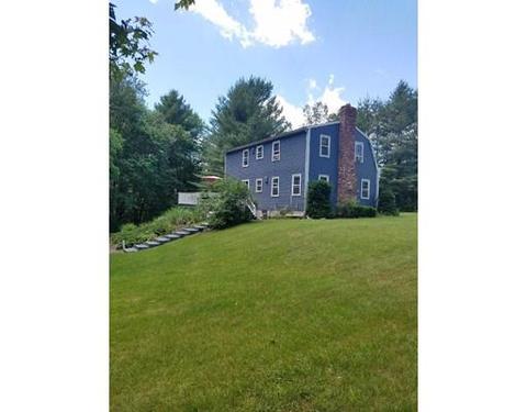 54 South St, Upton, MA 01568 photo 29