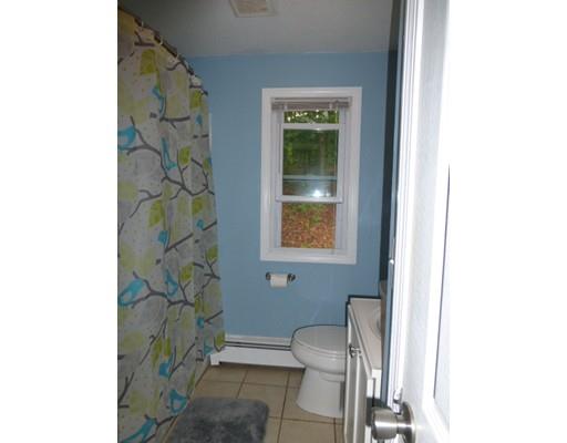 122 Ellendale Cir, Springfield, MA 01128 photo 11
