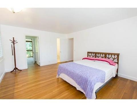 77 Welland Rd, Brookline, MA 02445 photo 14