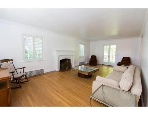 77 Welland Rd, Brookline, MA 02445 photo 10