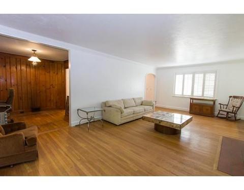 77 Welland Rd, Brookline, MA 02445 photo 8