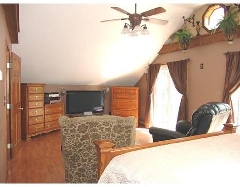 10 2nd St, Sutton, MA 01590 photo 14