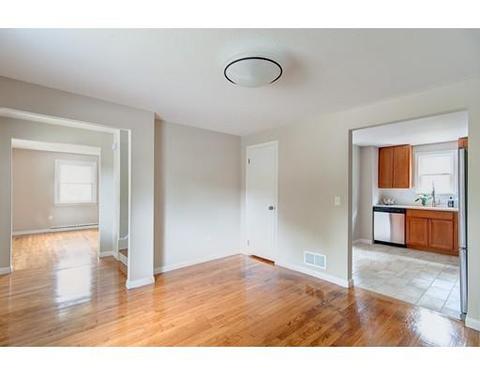 10 Howe St, Framingham, MA 01702 photo 5