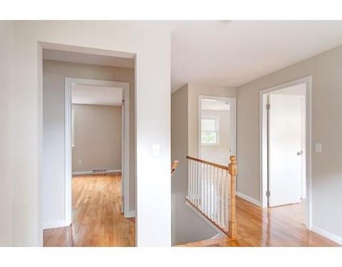 10 Howe St, Framingham, MA 01702 photo 8