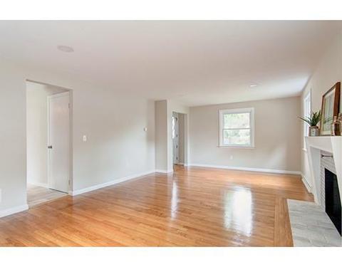 10 Howe St, Framingham, MA 01702 photo 7