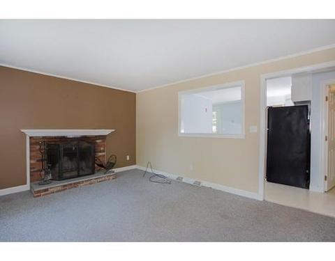 33 Algonquin St, Buzzards Bay, MA 02532 photo 6