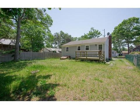 33 Algonquin St, Buzzards Bay, MA 02532 photo 16