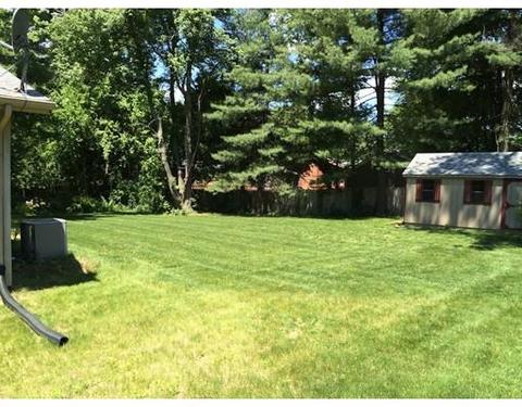 22 Lindsay Rd, Springfield, MA 01128 photo 4