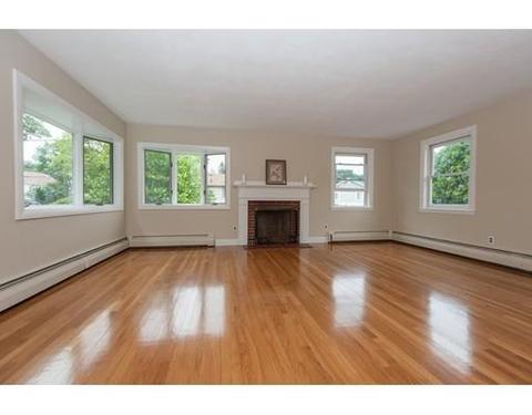 70 Forest St, Stoneham, MA 02180 photo 4