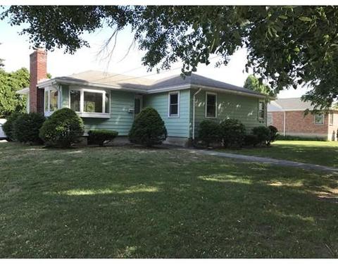 70 Forest St, Stoneham, MA 02180 photo 3