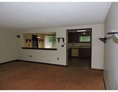 39 Cudworth Rd, Webster, MA 01570 photo 16