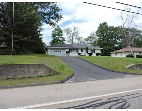 39 Cudworth Rd, Webster, MA 01570 photo 2