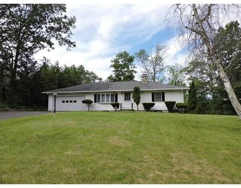 39 Cudworth Rd, Webster, MA 01570 photo 3
