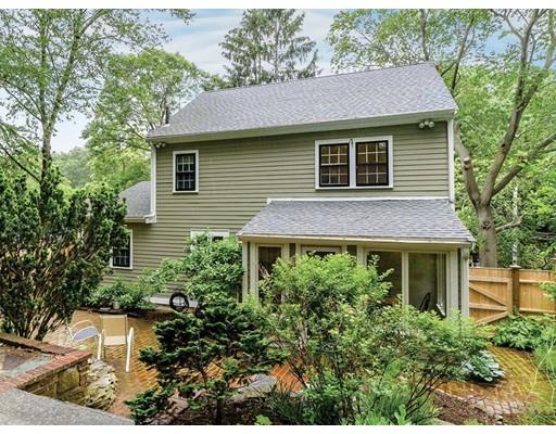 90 Risley Rd, Chestnut Hill, MA 02467 photo 1