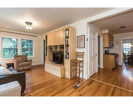 90 Risley Rd, Chestnut Hill, MA 02467 photo 6