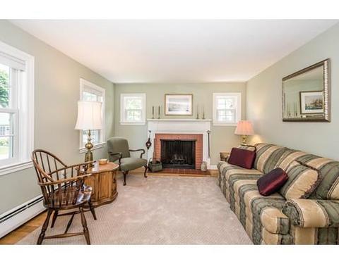 22 Milton Rd, Reading, MA 01867 photo 5