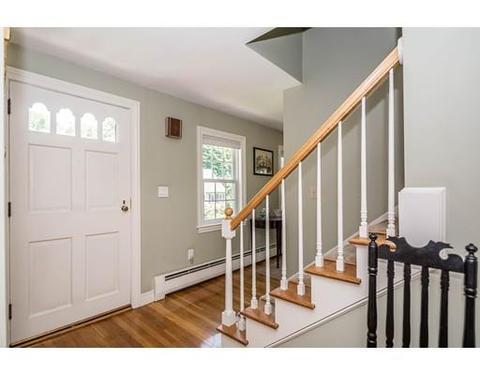 22 Milton Rd, Reading, MA 01867 photo 2