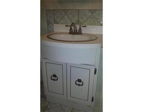 1253 N High St, Fall River, MA 02720 photo 13