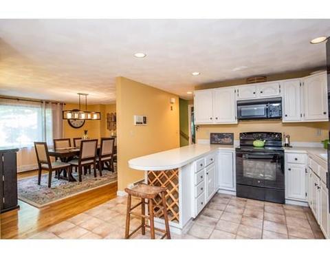97 Preston St, Danvers, MA 01923 photo 3