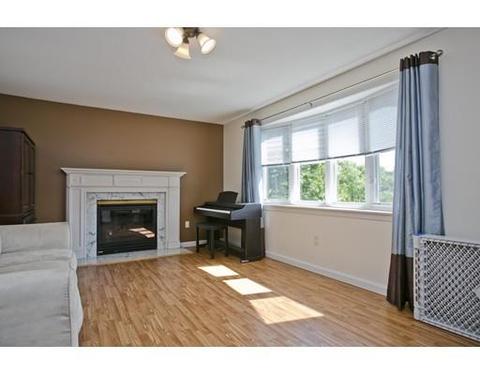 41 Gates Ave, Springfield, MA 01118 photo 10