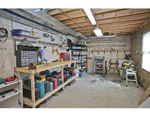 41 Gates Ave, Springfield, MA 01118 photo 27