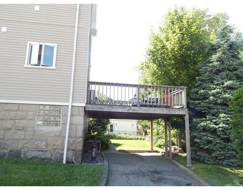 658 Hood St, Fall River, MA 02720 photo 5