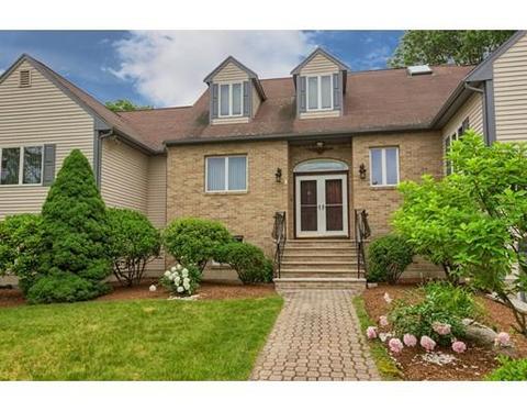 7 Thomas Dr, Reading, MA 01867 photo 3