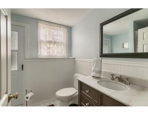 8 Fox Run Rd, Danvers, MA 01923 photo 18