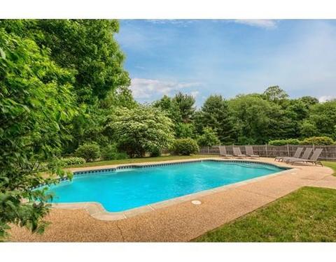 8 Fox Run Rd, Danvers, MA 01923 photo 3