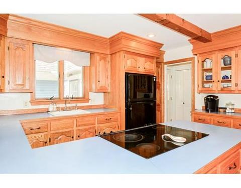 32 Lancaster Rd, Berlin, MA 01503 photo 8